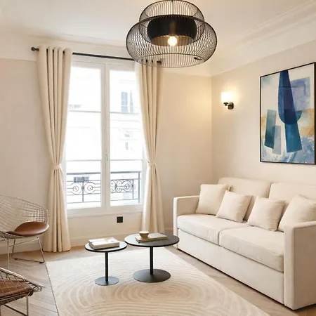 Eiffel Tower - Prestige With Views *