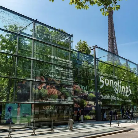 Charming With Eiffel Tower View * Paris