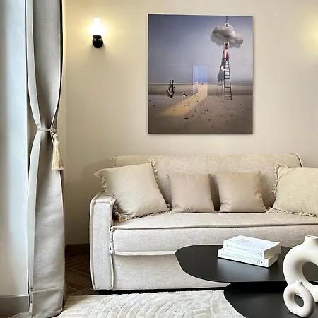 Charming With Eiffel Tower View Appartement