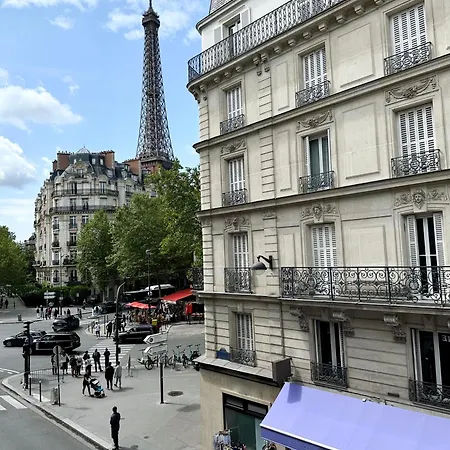 Charming With Eiffel Tower View * 巴黎