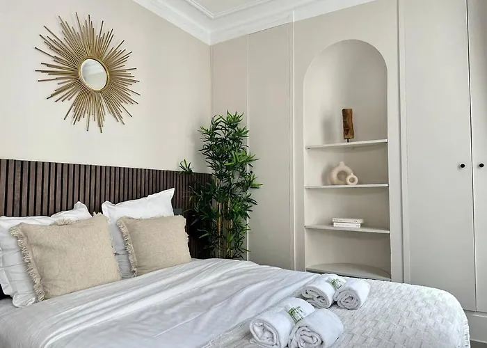 Eiffel Tower - Prestige With Views Apartmán