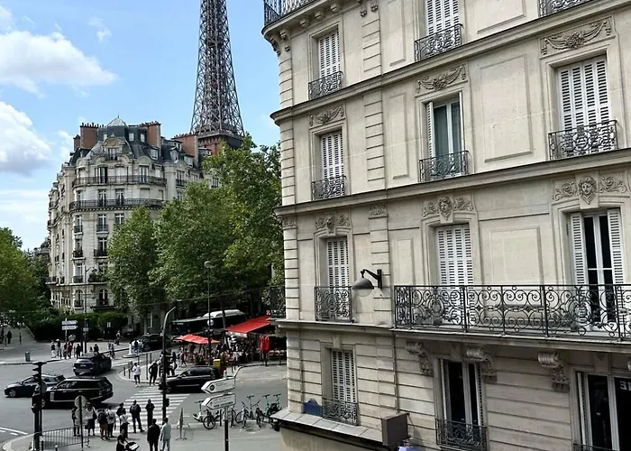 Eiffel Tower - Prestige With Views Apartmán